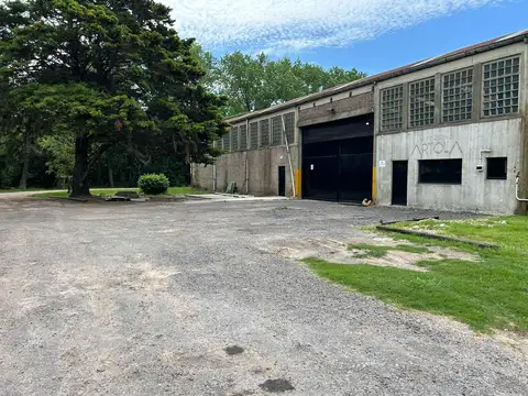 ALQUILER de  2 Galpones Nave industrial  5200 m2 cubiertos Av. 19 esq. 516 Gonnet La Plata