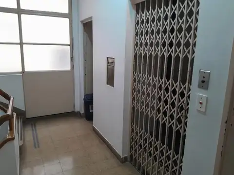 Oficina en Alquiler en Monserrat, $ 250.000