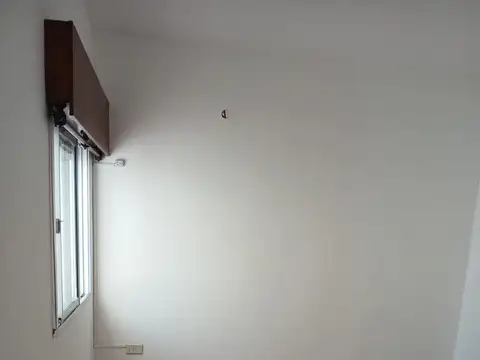 Casa de pasillo en alquiler Granadero Baigorria centro