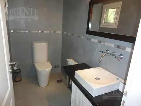 Casa en Venta al Este