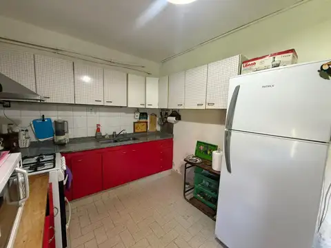 Casa 5 ambientes con 1 baño