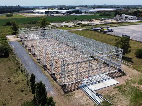 Nave Logistica en Parque Industrial de Zárate