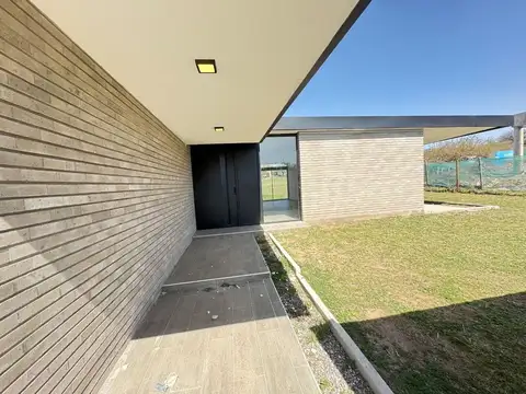 Casa en Venta en Mendiolaza, USD 315.000