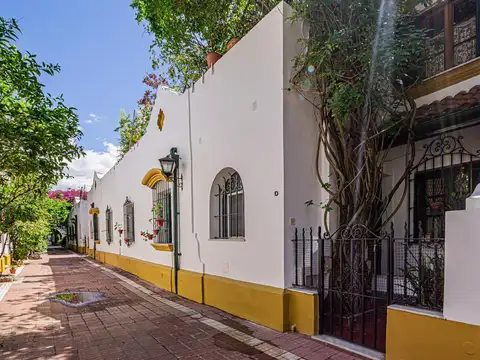 Depto Tipo Casa en Venta 97 años