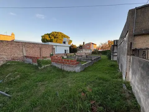 Yapeyú entre Rawson y 25 de Mayo