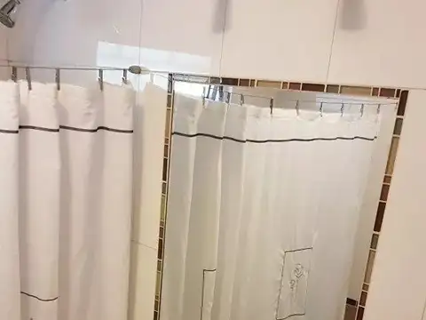 Casa en Venta en Monte Grande, USD 170.000