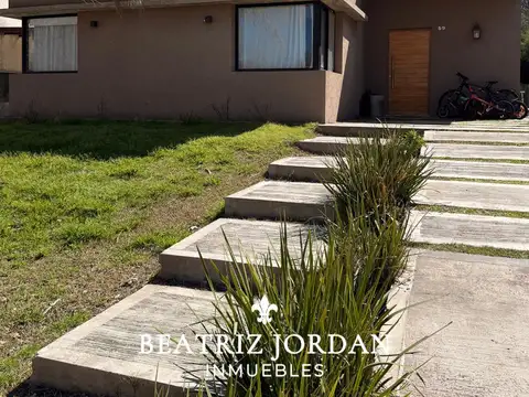 CASA 4 AMBIENTES EN VENTA, BARRIO LOS PARAISOS, LOS CARDALES