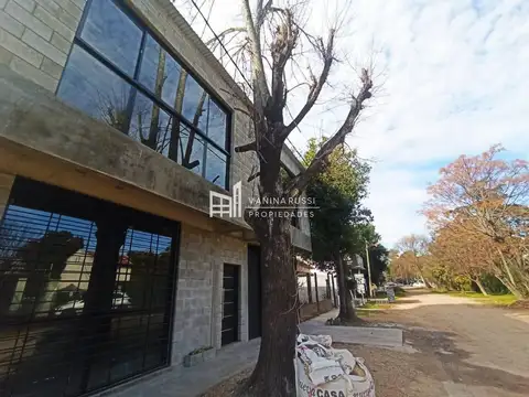 Local en Alquiler en Belen De Escobar, $ 900.000