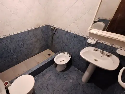 Depto Tipo Casa en Alquiler 27 años