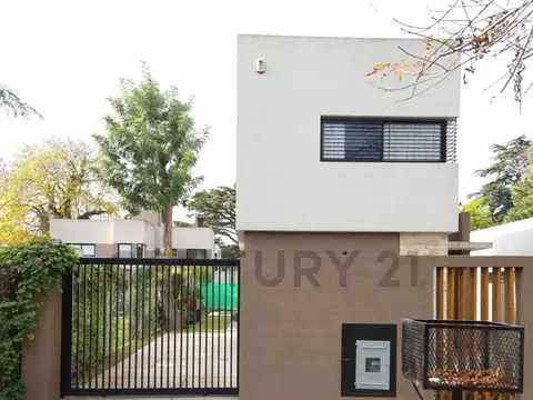 Casa en Venta en City Bell, USD 149.000