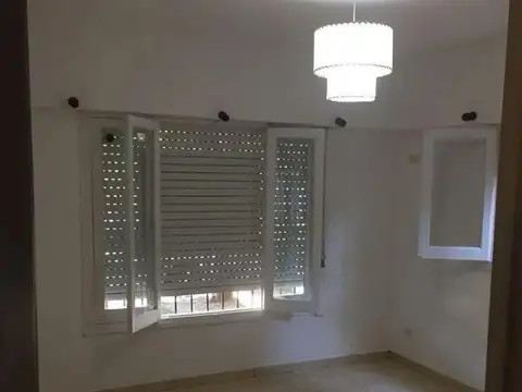 Casa en Venta en Ingeniero Adolfo Sourdeaux, USD 110.000