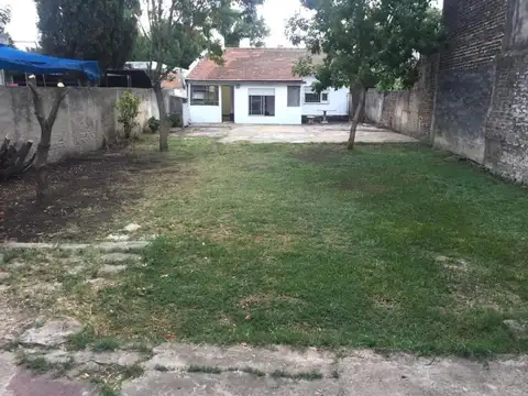 Oportunidad de casa APTO A CREDITO en Adolfo Sourdeaux!