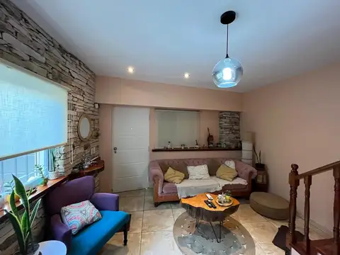 Depto Tipo Casa en Venta de 2 dormitorios