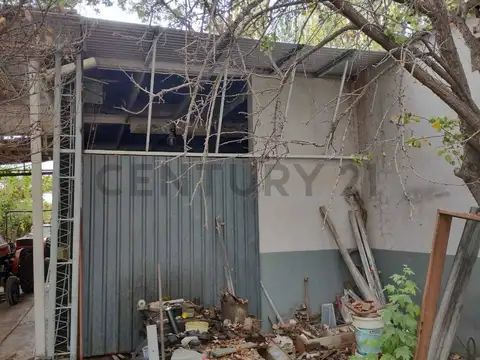 Espínola y 3 acequias , Piso 0