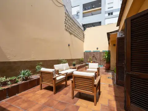 PH en venta. 3 ambientes. Patio y Parilla.
