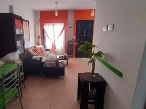 Depto Tipo Casa en Venta de 3 ambientes