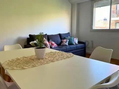 Hermoso Departamento 2 ambientes - México, Balvanera, Capital Federal