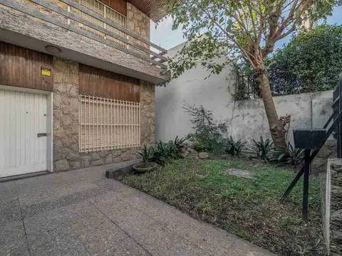 Casa en Venta en Villa Sarmiento, USD 100.000