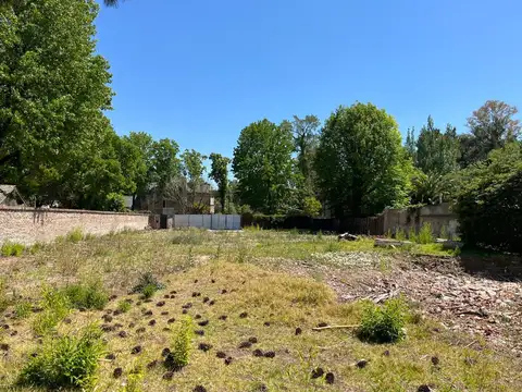 Terreno en Venta en Lomas de San Isidro, USD 400.000