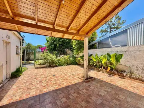 Casa en Venta con 1 cochera
