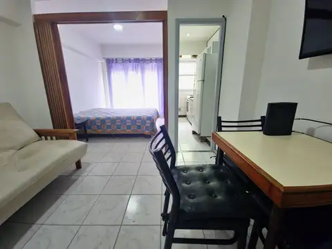 ALQUILER HASTA 15/12- 1 AMB,FRENTE Y BALCON,ALDREY