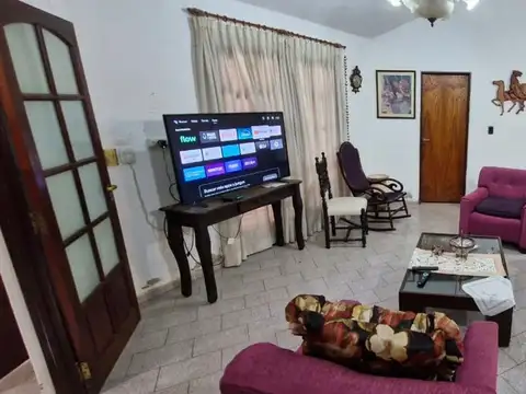 CASA 2 DORM. Y PILETA EN ALTOS DE LAS VERTIENTES