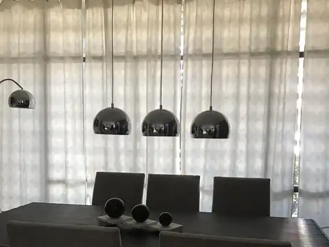 Casa en Venta en Acassuso, USD 690.000