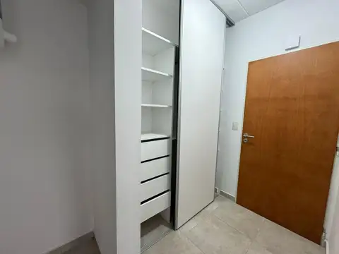 Departamento en Alquiler en Ituzaingo Sur, $ 450.000