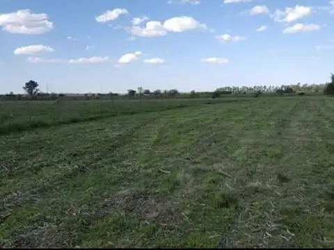 Eva Peron & Av. Espora