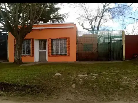 Casa en venta - Berazateguí
