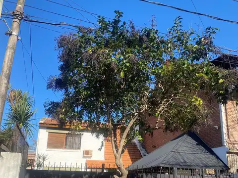 Casa Victoria a metros de Libertador