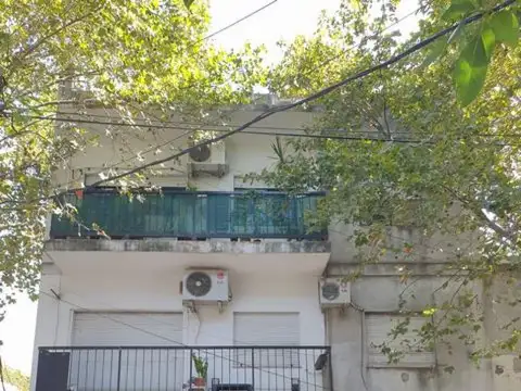 DEPARTAMENTO 2 AMB 300m estacion SANTOS LUGARES