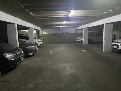 Cochera en Venta Cubierta