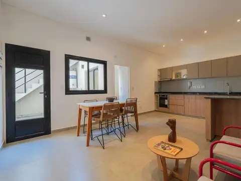 Depto Tipo Casa en Venta de 3 ambientes