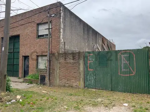 Calle 529 e/ 12 y 13 1700, Piso 0