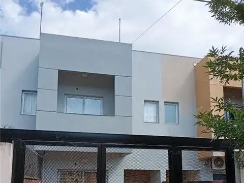 CASAS - DUPLEX - OTRAS ZONAS, RESISTENCIA