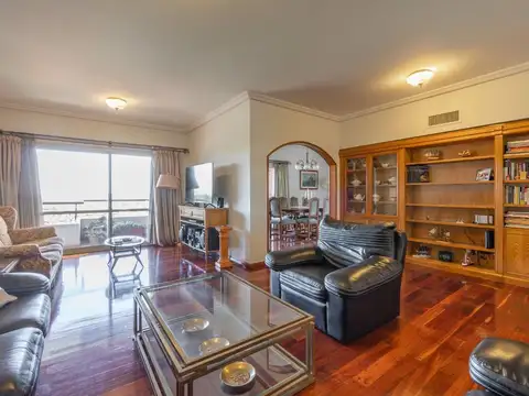 Departamento en Venta de 7 ambientes