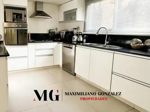 Casa en Venta en Solar Del Bosque, USD 420.000