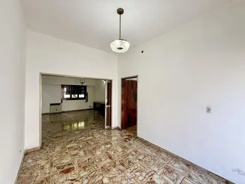 Casa en Venta en Centro (Zarate), USD 105.000