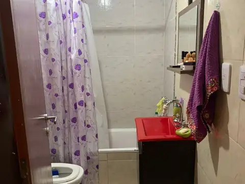 Valentin Cardoso 2200, Piso Pb