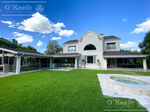 Casa en Venta en Abril Club De Campo, USD 850.000