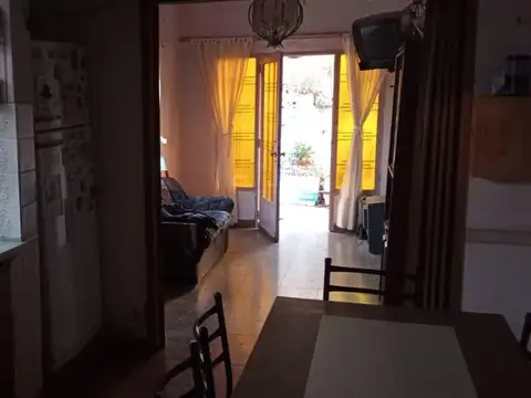 Depto Tipo Casa en Venta en Lanus Oeste, USD 65.000