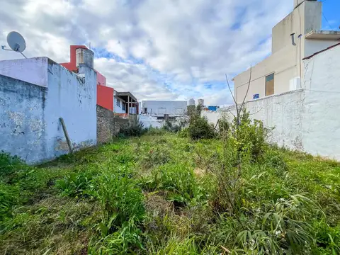 Casa en Venta en Berisso [Cod: 083903]