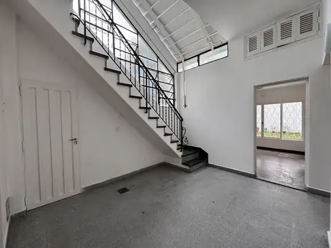 Depto Tipo Casa 4 ambientes con 1 baño