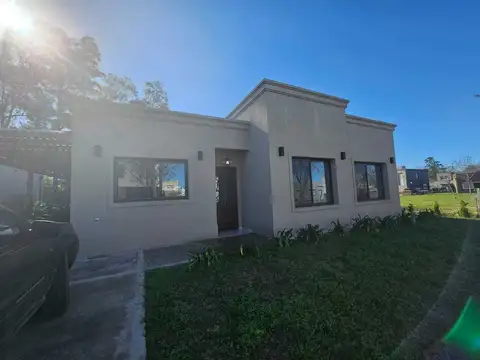 Casa en Alquiler de 3 dormitorios