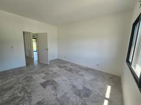 Almte. Guillermo Brown 4200