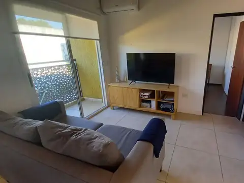 Depto Tipo Casa en Alquiler de 2 ambientes