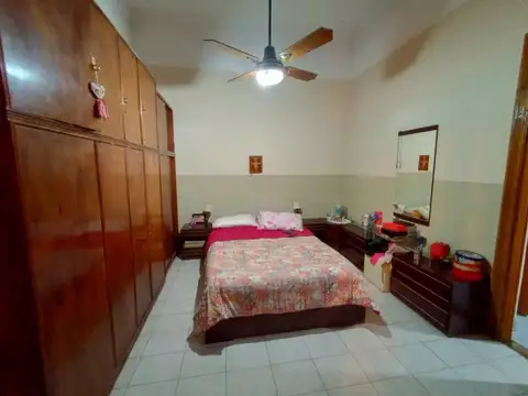 Depto Tipo Casa en Venta 70 años