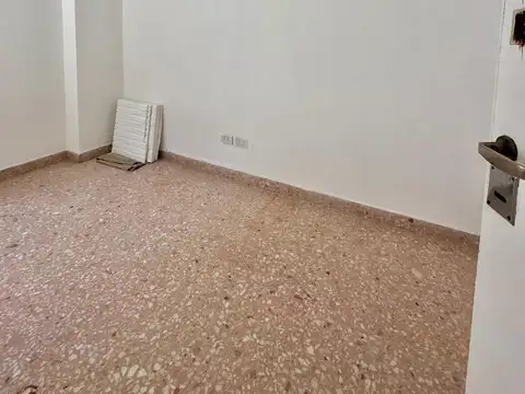 Departamento en Alquiler en Lomas De Zamora, $ 480.000