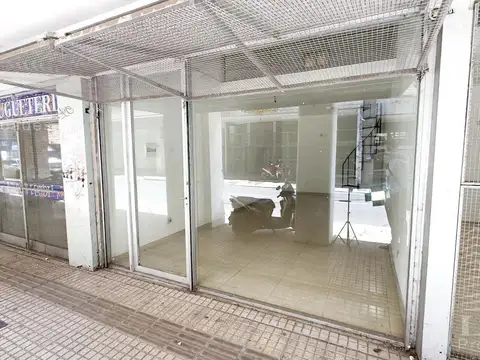 Local  Santa Fe 1245